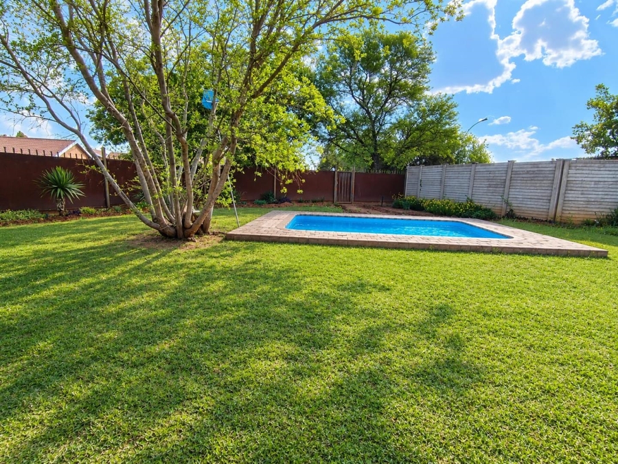 3 Bedroom Property for Sale in Pellissier Free State